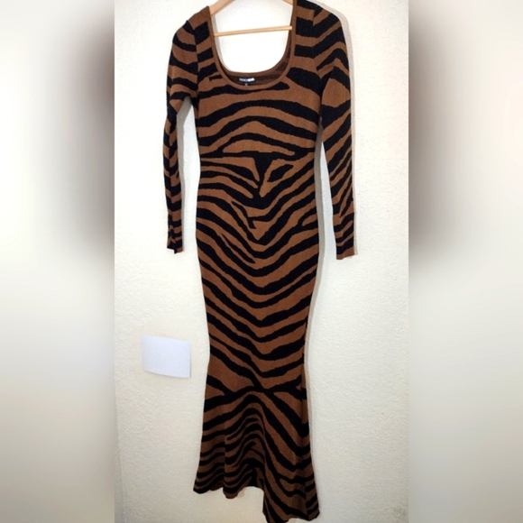 Fashion Nova Sutton Sweater Dress - Picture 6 of 9